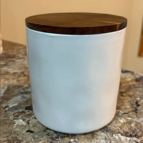 OUT OF STOCK Hearth & Hand Coffee Canister with Brown Lid and scoop - Picture 5 of 12